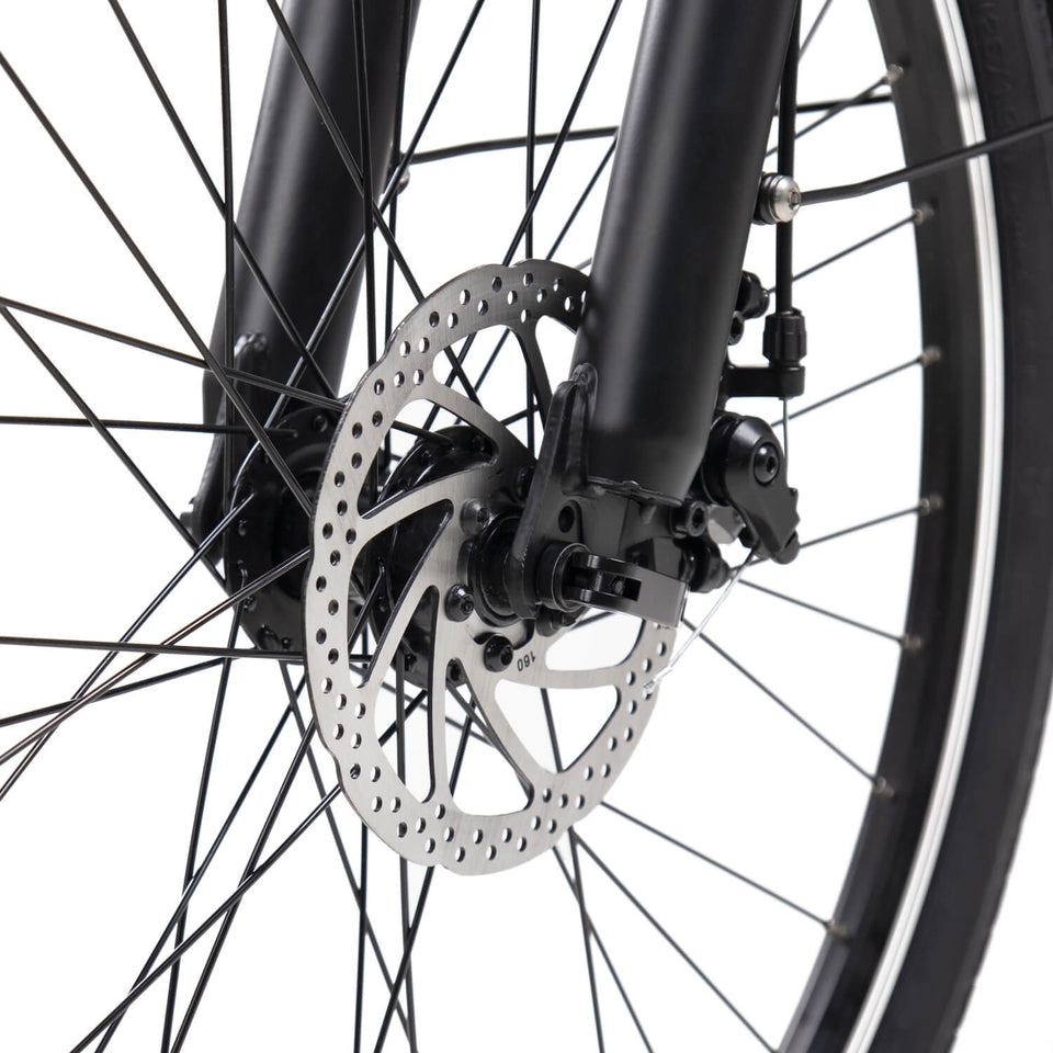 Freno a disco anteriore della bicicletta elettrica DYU C6 per sicurezza e controllo. Freno a disco anteriore della bicicletta elettrica DYU C6 per sicurezza e controllo.